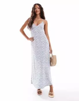 Платье миди New Look с мятыми бретельками в синем цветочном узоре