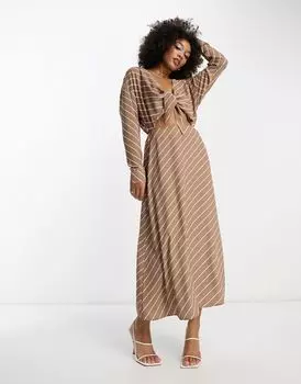 Платье миди с длинными рукавами и вырезом на талии ASOS DESIGN в коричнево-белую полоску