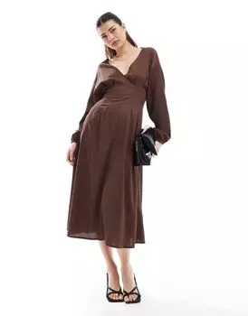 Платье миди с объемными рукавами ASOS из фактурной ткани шоколадно-коричневого цвета