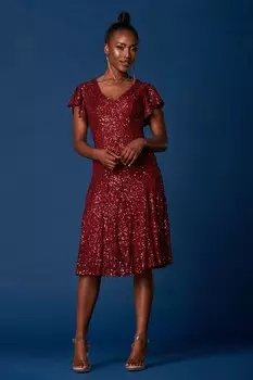 Платье миди с пайетками приталенным верхом и расклешенным низом Jolie Moi, красный