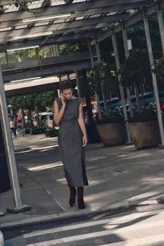 Платье миди с плиссированной талией ZARA, антрацитово-серый