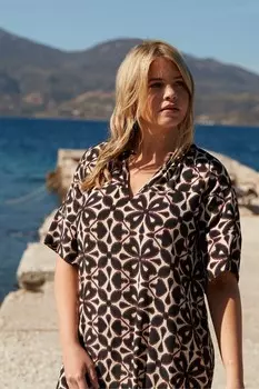 Платье миди с рукавами реглан и геометрическим узором Curve Live Unlimited, черный