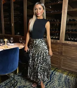 Платье миди с рюшами и леопардовым принтом AX Paris AX Paris, мультиколор