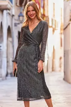 Платье миди с запахом и плиссировкой Sosandar, черный