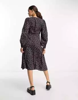 Платье миди Violet Romance с кружевной отделкой и цветочным принтом