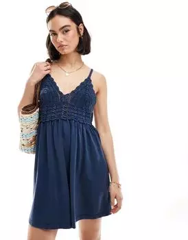 Платье мини с V-образным вырезом и бретелями ASOS DESIGN синего цвета индиго