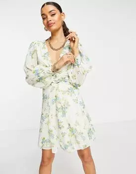Платье мини с вырезами и цветочным принтом ASOS DESIGN Petite