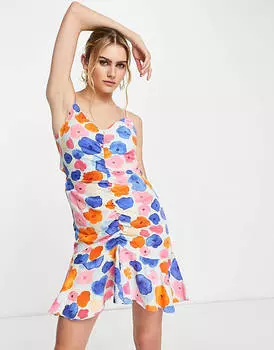 Платье мини со сборками спереди и завязкой на спине Vila с ярким цветочным принтом