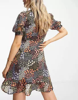 Платье мини в стиле пэчворк с оборками Wednesday's Girl Maternity