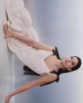 Платье на бретельках с бантом и оборками Tintoretto, слоновая кость