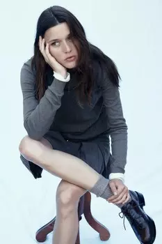Платье на бретелях с плиссированной юбкой H&M, серый