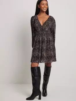 Платье NA-KD, черный