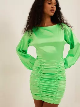 Платье NA-KD, зеленый