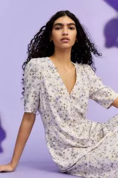 Платье на пуговицах H&amp;M, кремовый/маленькие цветы