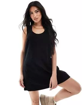 Платье-пинни с накладным карманом и шнурком черного цвета Miss Selfridge