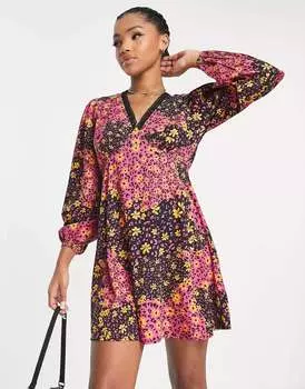 Платье плиссированной юбки Influence с рукавами-блузонами и v-образным вырезом, с кружевной отделкой и смешанным цветочным принтом