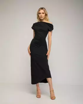 Платье с асимметричным воротником и цветочной деталью на талии Tantra, черный