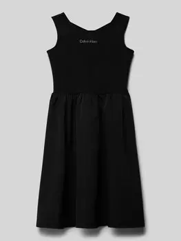 Платье с этикеткой Calvin Klein Jeans, черный