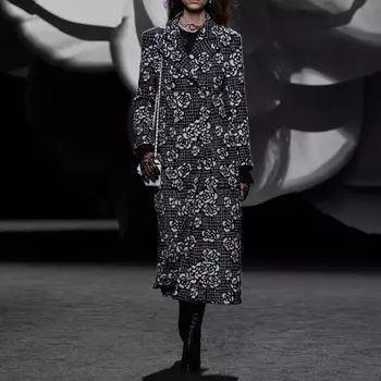 Платье с длинными рукавами женское черное Chanel