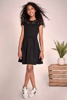 Платье с кружевной кокеткой Lipsy, черный