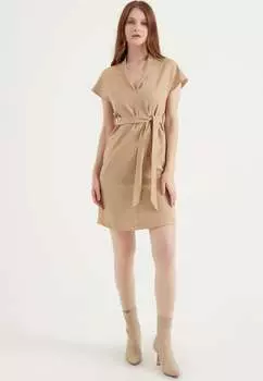 Платье с поясом Herita, бежевый