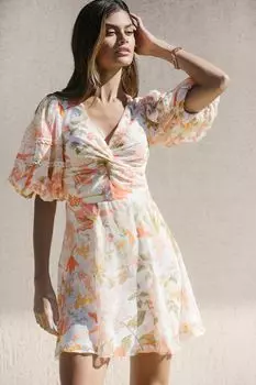 Платье с пышными рукавами и изогнутым V-образным вырезом Lipsy, белый