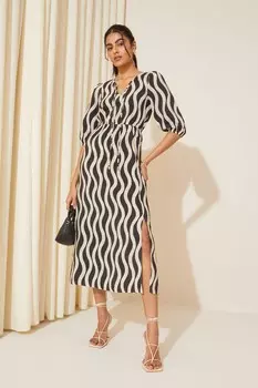 Платье с V-образным вырезом рукавами-фонариками и сборкой на талии Friends Like These, черный