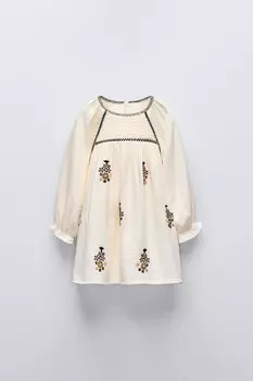 Платье с вышивкой и присборкой ZARA, экрю