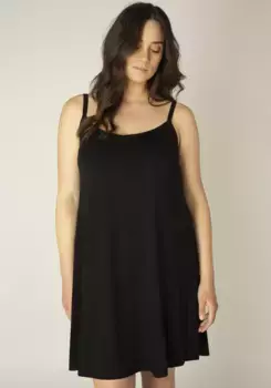 Платье-сарафан Base Level Curvy "Alissa", регулируемые бретели, черный