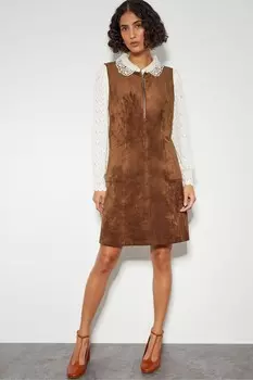 Платье сарафан из замши янтарного цвета Monsoon, коричневый