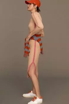 Платье-свитер Anthropologie Daily Practice с длинными рукавами, медовый