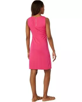 Платье Tommy Bahama Darcy Sleeveless Sheath Dress, цвет Pink Ruffle