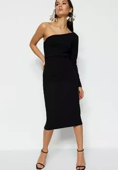 Платье Trendyol, черный