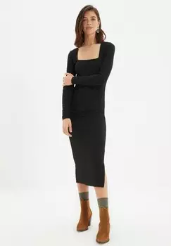 Платье Trendyol, цвет black