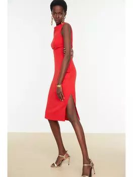 Платье trendyol, красный
