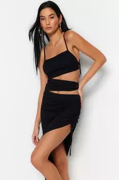 Платье Trendyol приталенное с вырезом, черный