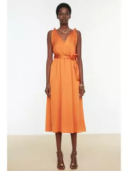 Платье trendyol, розовый