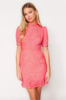 Платье TRENDYOLMLLA, розовый