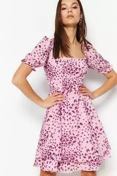 Платье TRENDYOLMLLA, розовый