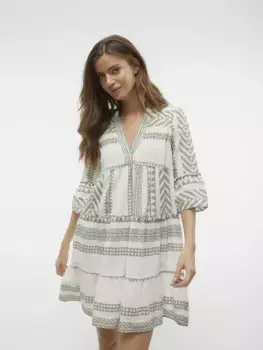 Платье-туника Vero Moda "VMDICTHE 3/4 TUNIC EXP", с воланом, цвет Snow White Aop:Ibiza Hedge Green