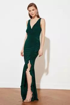 Платье вечернее Trendyol с трикотажной оборкой, изумрудно-зеленый