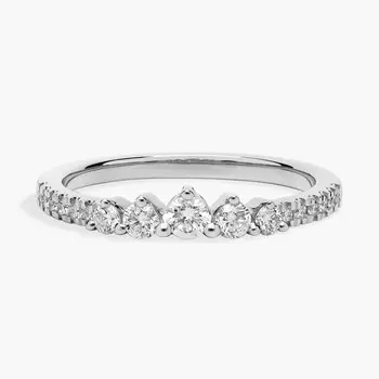 Платиновое кольцо Tiara с бриллиантовым паве (1/3 карата, два раза) Blue Nile