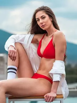 Плавки Brille Mary, красный