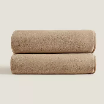 Плед Zara Home (490 Gxm) Short Faux Fur Fleece, темно-бежевый