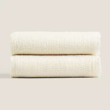 Плед Zara Home Waffle-knit Wool, кремовый