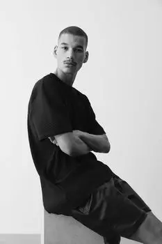 Плиссированная футболка свободного кроя H&M, черный
