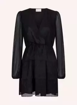 Плиссированное платье nene из блестящей пряжи Neo Noir, черный