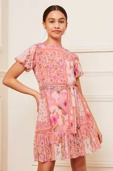 Плиссированное сетчатое платье с пышными рукавами и завязкой на талии (5–16 лет) Lipsy, розовый