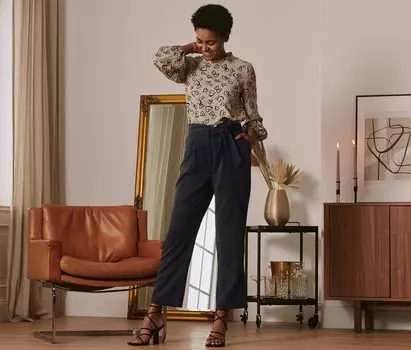 Плиссированные брюки Tchibo, черный