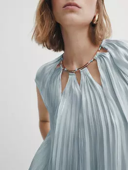 Плиссированный топ со стразами Massimo Dutti, светло-синий
